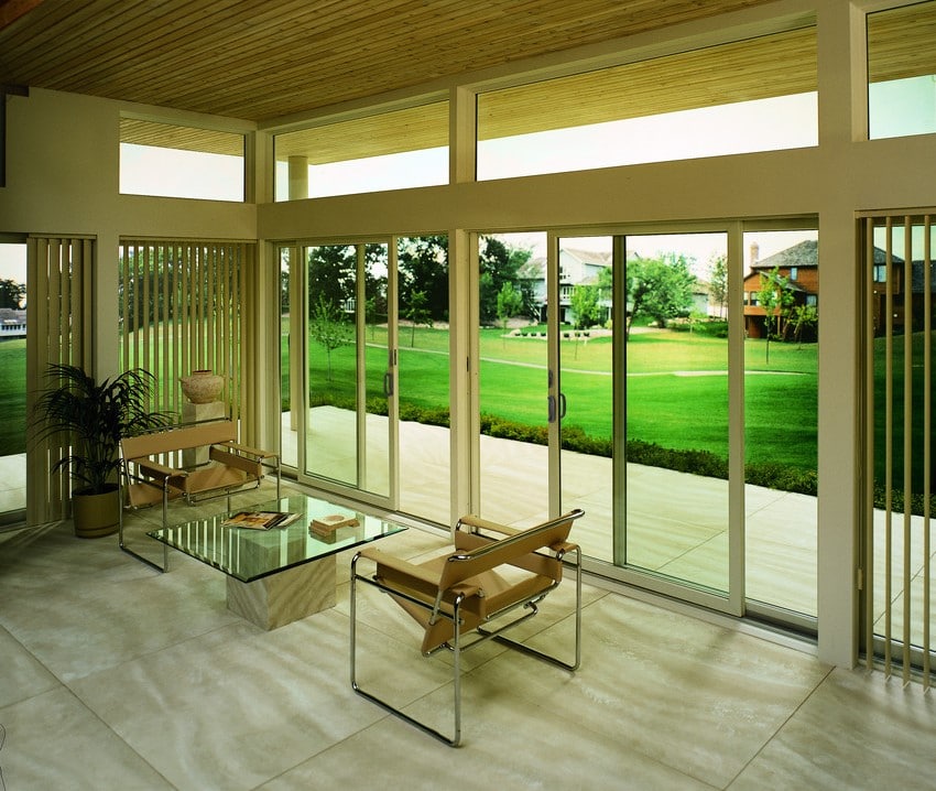 דלתות עץ מסדרה 200 של חברת אנדרסן המומחים ביצור והתקנה של דלתות עץ וחלונות מעוצבים